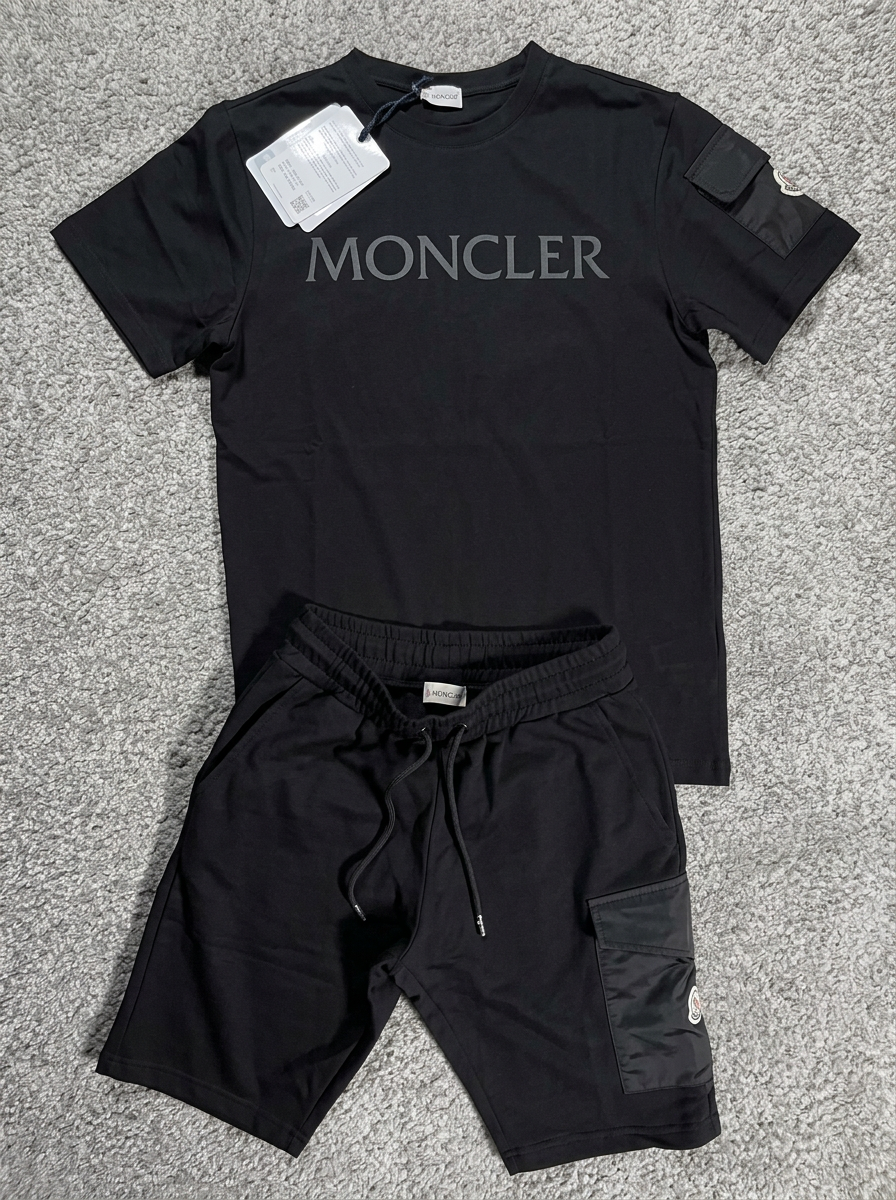 MONCLER 